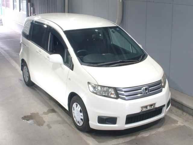 7249 Honda Freed spike GB3 2011 г. (JU Nara)